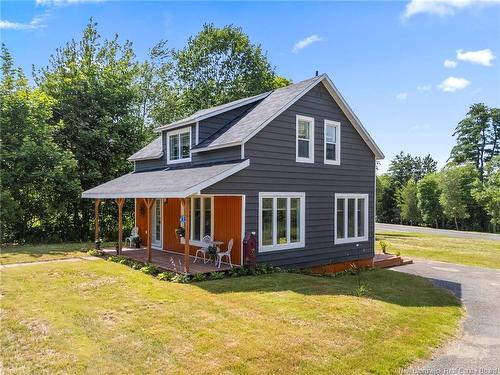 433 Pleasant Dr, Minto, NB 