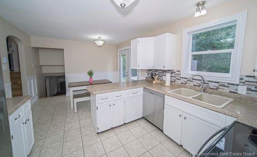 72 Birmingham Crt, Fredericton, NB 