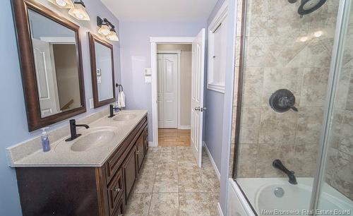 72 Birmingham Crt, Fredericton, NB 