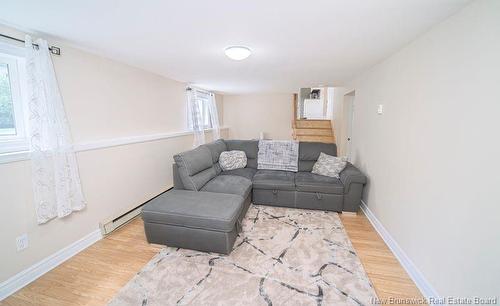 72 Birmingham Crt, Fredericton, NB 