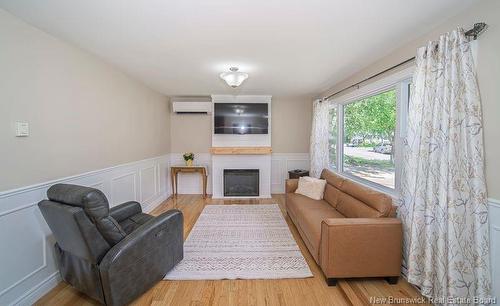 72 Birmingham Crt, Fredericton, NB 