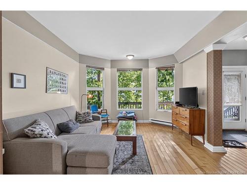 76-78 Belleview Ave, Moncton, NB - Indoor Photo Showing Living Room