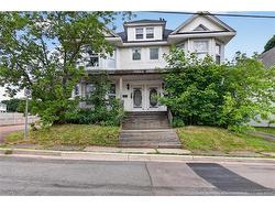 76-78 Belleview AVE  Moncton, NB E1C 4T2