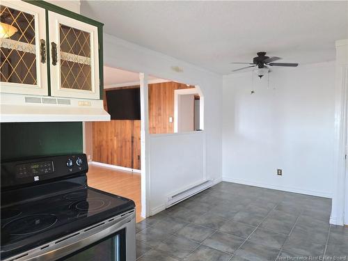 1063 Tower Hill, Bathurst, NB - Indoor