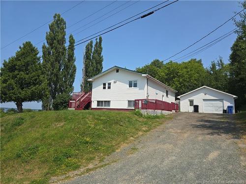 1063 Tower Hill, Bathurst, NB - Outdoor