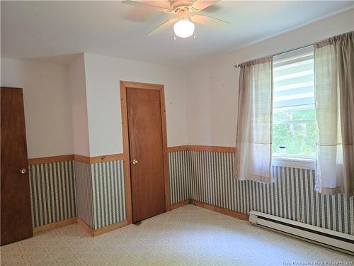 1063 Tower Hill, Bathurst, NB - Indoor Photo Showing Other Room