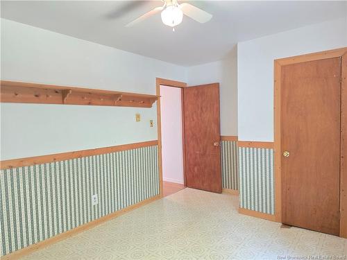 1063 Tower Hill, Bathurst, NB - Indoor Photo Showing Other Room