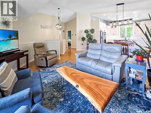 42 Willow Crescent, Fort Qu'Appelle, SK - Indoor Photo Showing Living Room