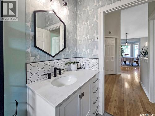 42 Willow Crescent, Fort Qu'Appelle, SK - Indoor Photo Showing Bathroom