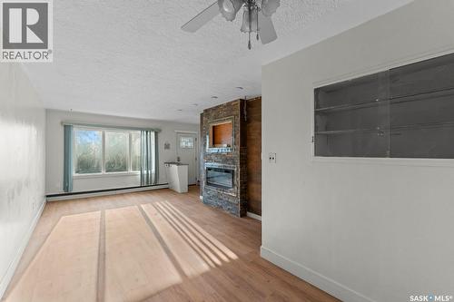 410 P Avenue N, Saskatoon, SK - Indoor With Fireplace