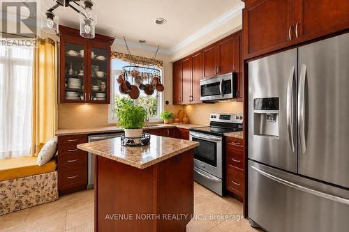 52 Kings Landing Private, Ottawa, ON - Indoor Photo Showing Kitchen