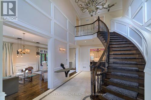 2 Bond Avenue, Toronto, ON - Indoor Photo Showing Other Room
