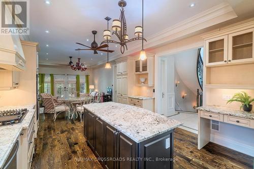2 Bond Avenue, Toronto, ON - Indoor Photo Showing Kitchen With Upgraded Kitchen