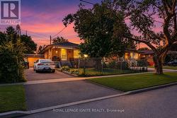 BSMT - 61 JARWICK DRIVE Toronto, ON M1H 2H1