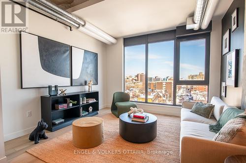 709 - 10 James Street, Ottawa, ON - Indoor Photo Showing Living Room