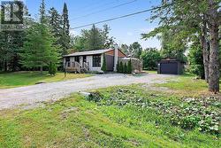 25 GLENGROVE AVENUE Oro-Medonte, ON L3V 0J9