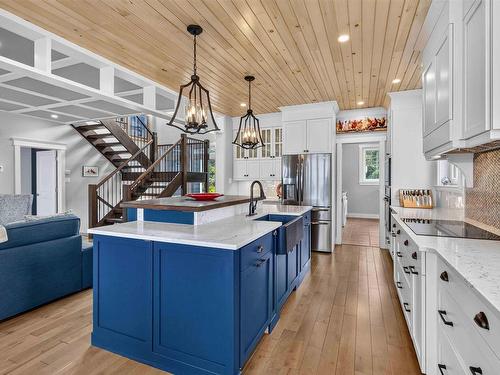 170 Edgewater Drive, White Point, NS - Indoor Photo Showing Kitchen With Upgraded Kitchen