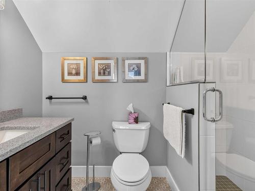170 Edgewater Drive, White Point, NS - Indoor Photo Showing Bathroom