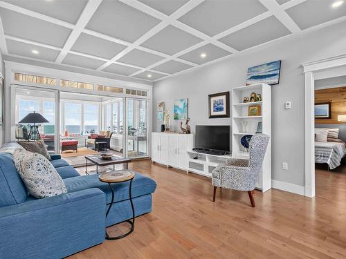 170 Edgewater Drive, White Point, NS - Indoor Photo Showing Living Room