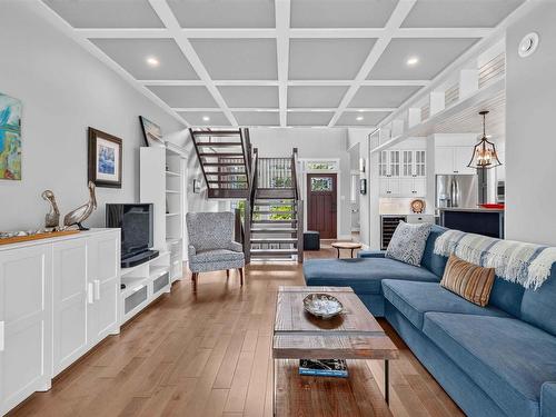 170 Edgewater Drive, White Point, NS - Indoor Photo Showing Living Room