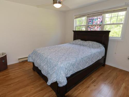 21 Lakeview Road, Hemford, NS - Indoor Photo Showing Bedroom