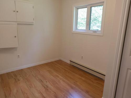 21 Lakeview Road, Hemford, NS - Indoor Photo Showing Other Room