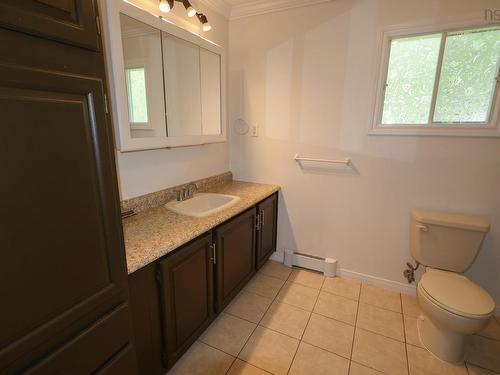 21 Lakeview Road, Hemford, NS - Indoor Photo Showing Bathroom