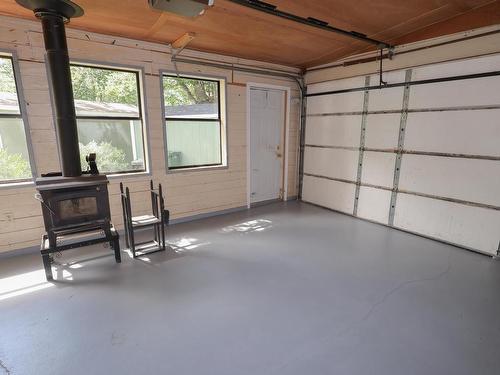 21 Lakeview Road, Hemford, NS - Indoor Photo Showing Garage