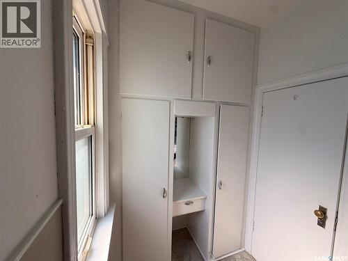 230 6Th Avenue W, Assiniboia, SK - Indoor Photo Showing Other Room