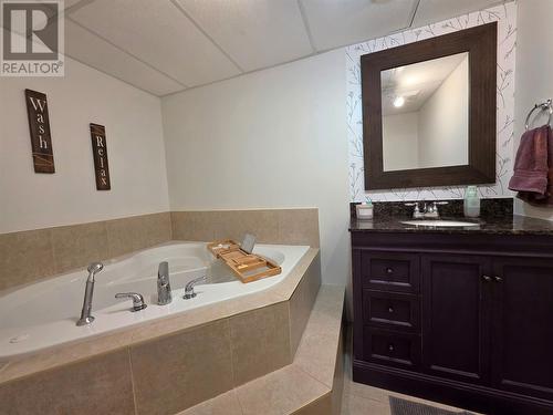 11 Mccarthys Road, Meadows, NL - Indoor Photo Showing Bathroom