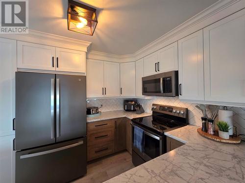 11 Mccarthys Road, Meadows, NL - Indoor Photo Showing Kitchen