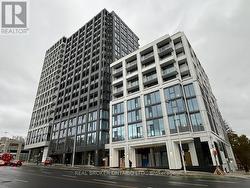 615 - 2020 BATHURST STREET Toronto, ON M5P 0A6
