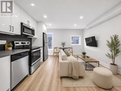 B - 851 DANFORTH AVENUE Toronto, ON M4J 1L2