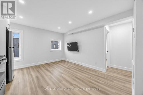 B - 851 Danforth Avenue, Toronto, ON 