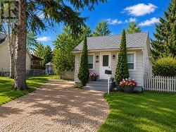 142 RIVEREDGE DRIVE Georgina, ON L4P 2P3