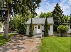 142 RIVEREDGE DRIVE Georgina, ON L4P 2P3