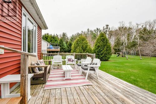 16 Sumac Crescent, Oro-Medonte, ON - Outdoor With Deck Patio Veranda