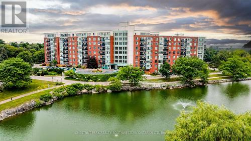 PH14 - 30 BLUE SPRINGS DRIVE  Waterloo, ON N2J 4T2