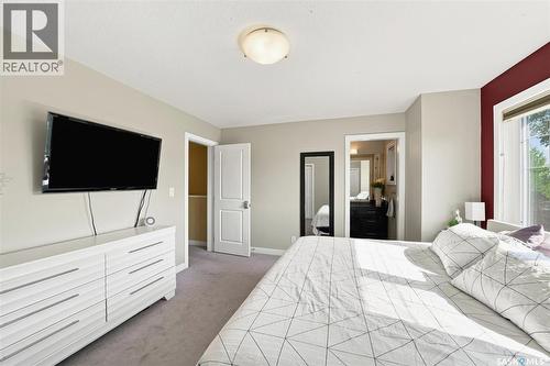 32 215 Hampton Green, Saskatoon, SK - Indoor Photo Showing Bedroom