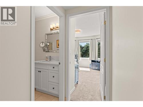 759 Middleton Way, Coldstream, BC - Indoor