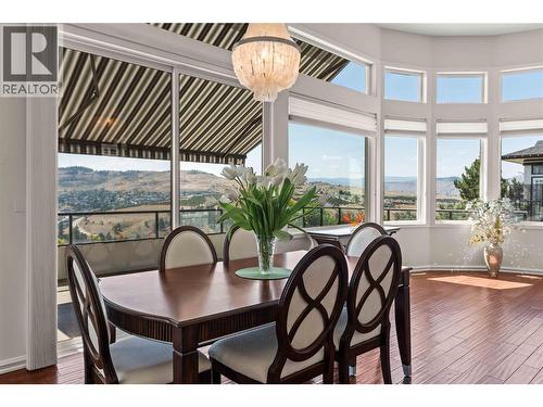 759 Middleton Way, Coldstream, BC - Indoor Photo Showing Dining Room