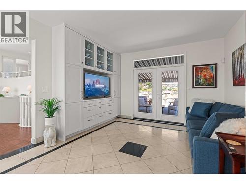 759 Middleton Way, Coldstream, BC - Indoor