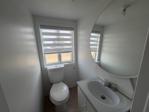 Salle d'eau - 15 2E Avenue E., Paspébiac, QC - Indoor Photo Showing Bathroom