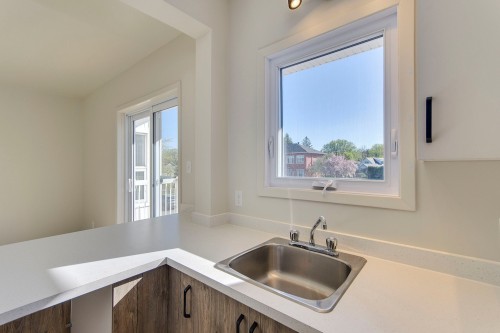 Cuisine - 22Z Rue Principale N., Sutton, QC - Indoor Photo Showing Kitchen
