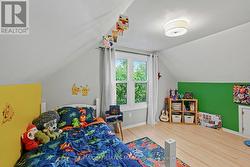 Charming Upper-Level Room - 