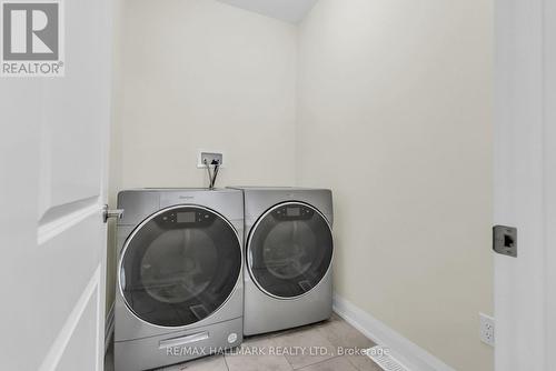 14 Eberly Woods Drive, Markham, ON - Indoor Photo Showing Laundry Room