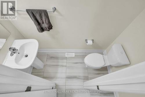 14 Eberly Woods Drive, Markham, ON - Indoor Photo Showing Bathroom