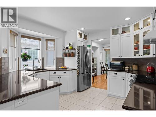 Kitchen - 3889 Gallaghers Grange, Kelowna, BC - Indoor Photo Showing Kitchen