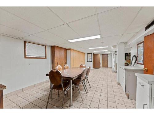 1663 Elsmere, Windsor, ON - Indoor