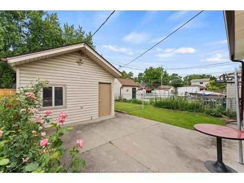 1663 Elsmere, Windsor, ON - Outdoor With Exterior